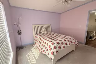 8631 SW 18th Pl, Davie, FL 33324 - Photo 17