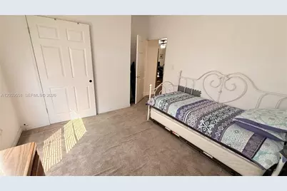 8631 SW 18th Pl, Davie, FL 33324 - Photo 19