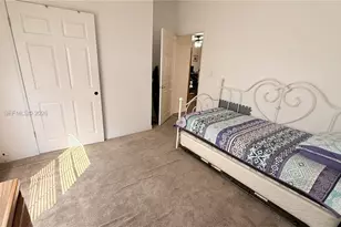 8631 SW 18th Pl, Davie, FL 33324 - Photo 19