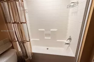 8631 SW 18th Pl, Davie, FL 33324 - Photo 21