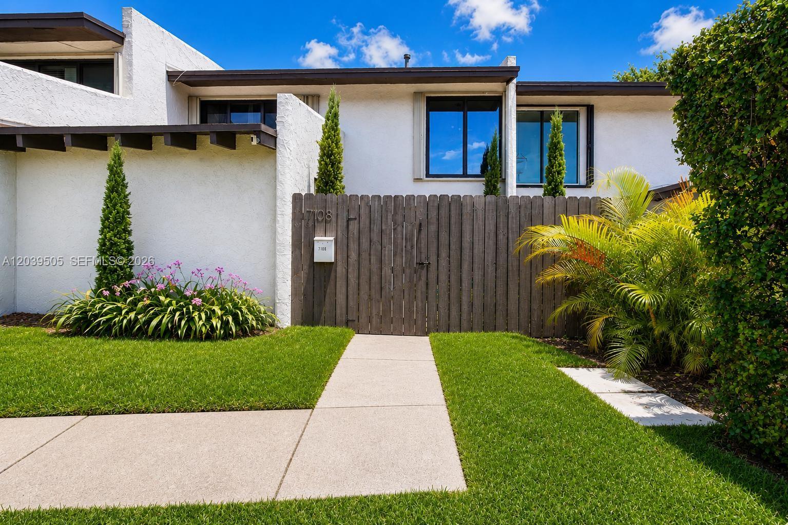 7108 SW 112th Pl - 7108 SW 112th Pl, Miami, FL 33173 Luxury Property | Jose Angel Pina