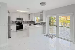 16330 SW 102nd St, Miami, FL 33196 - Photo 7