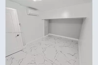 16330 SW 102nd St, Miami, FL 33196 - Photo 9