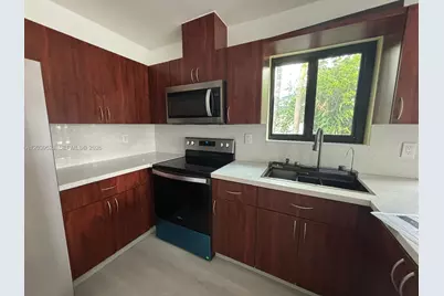 2150 SW 76th Ct, Miami, FL 33155 - Photo 9