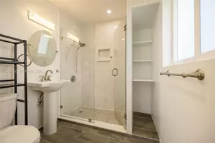 7840 SW 71st Ave, Miami, FL 33143 - Photo 5