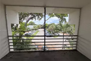 4205 N University Dr, Sunrise, FL 33351 - Photo 27