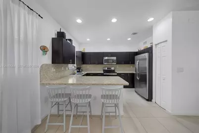 24637 SW 117th Ave, Homestead, FL 33032 - Photo 5