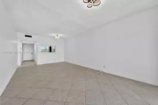 11358 Taft St, Pembroke Pines, FL 33026 - Photo 15