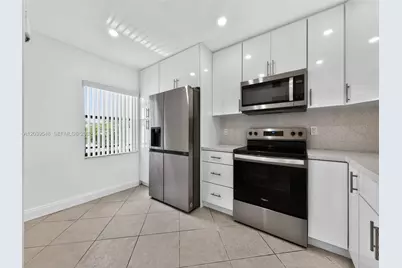 11358 Taft St #11358, Pembroke Pines, FL 33026 - Photo 5