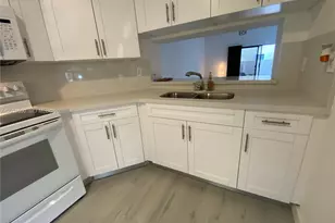 8807 SW 130th Pl, Miami, FL 33186 - Photo 9