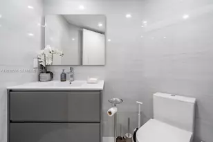 19500 Turnberry Way, Aventura, FL 33180 - Photo 23