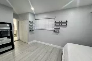 3010 N 73rd Ave, Hollywood, FL 33024 - Photo 13