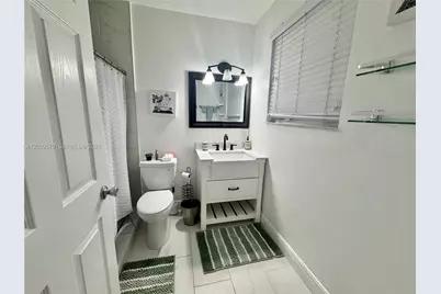 3010 N 73rd Ave, Hollywood, FL 33024 - Photo 15