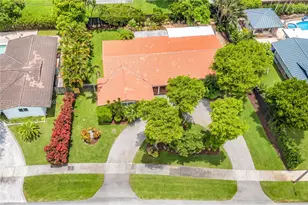 8701 SW 87th Ct, Miami, FL 33173 - Photo 43