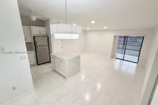 7857 Ashmont Cir, Tamarac, FL 33321 - Photo 5