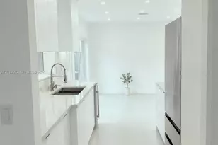 18935 NW 8th Ave, Miami Gardens, FL 33169 - Photo 9