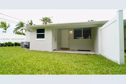323 Northlake Dr #323/325, North Palm Beach, FL 33408 - Photo 17