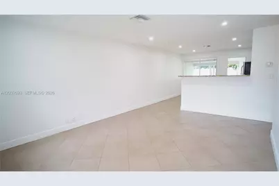 323 Northlake Dr #323/325, North Palm Beach, FL 33408 - Photo 5