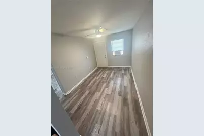 161 NW 15th St #3, Miami, FL 33136 - Photo 15