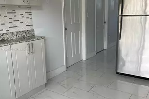 7211 W 24th Ave, Hialeah, FL 33016 - Photo 9