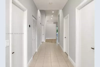 8090 S Aragon Blvd #3, Sunrise, FL 33322 - Photo 5