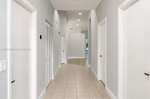 8090 S Aragon Blvd, Sunrise, FL 33322 - Photo 5