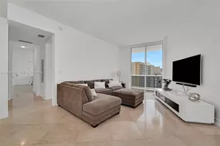 16001 Collins Ave, Sunny Isles Beach, FL 33160 - Photo 9