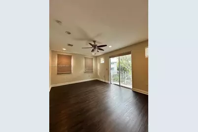 409 SW 5th St #1, Fort Lauderdale, FL 33315 - Photo 9