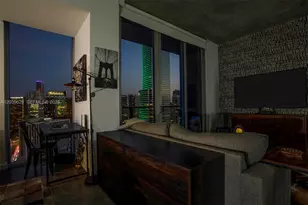 151 SE 1st St, Miami, FL 33131 - Photo 3