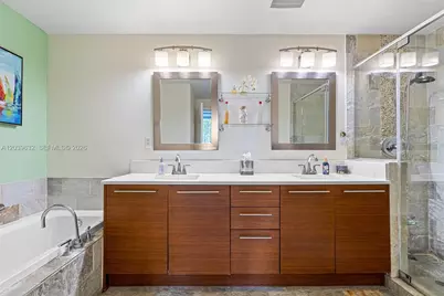 2641 N Flamingo Rd #304N, Sunrise, FL 33323 - Photo 9