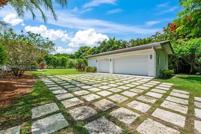 11900 SW 63rd Ave, Pinecrest, FL 33156 - Photo 25