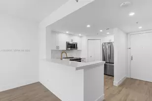 701 Brickell Key Blvd, Miami, FL 33131 - Photo 7
