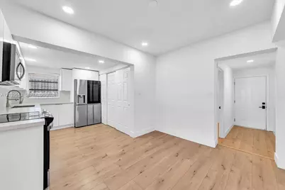 4719 E 8th Ct, Hialeah, FL 33013 - Photo 11
