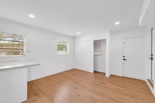 4719 E 8th Ct, Hialeah, FL 33013 - Photo 25