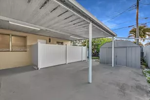 4719 E 8th Ct, Hialeah, FL 33013 - Photo 21