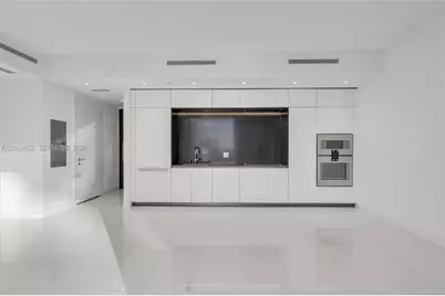 300 Biscayne Blvd Way #4008, Miami, FL 33131 - Photo 5