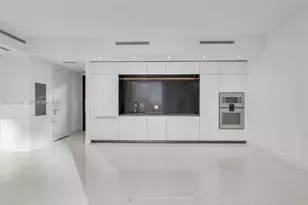 300 Biscayne Blvd Way, Miami, FL 33131 - Photo 5