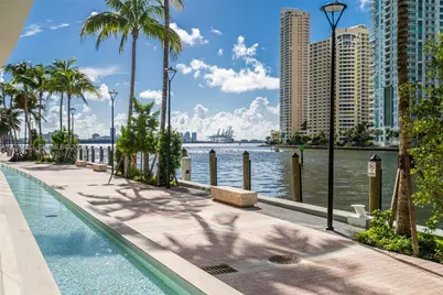 300 Biscayne Blvd Way #4008, Miami, FL 33131 - Photo 17
