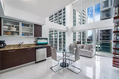 41 SE 5th St #1202, Miami, FL 33131 - Photo 7
