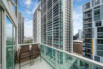 41 SE 5th St #1202, Miami, FL 33131 - Photo 11