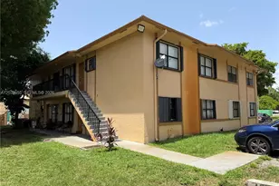 2735 W 66th St, Hialeah, FL 33016 - Photo 23