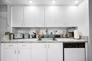 12750 SW 15th St, Pembroke Pines, FL 33027 - Photo 45