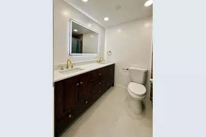 561 W 39th St #n/a, Hialeah, FL 33012 - Photo 39