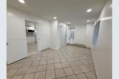 561 W 39th St #n/a, Hialeah, FL 33012 - Photo 55