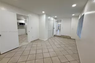 561 W 39th St, Hialeah, FL 33012 - Photo 55