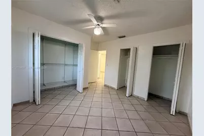 561 W 39th St #n/a, Hialeah, FL 33012 - Photo 29