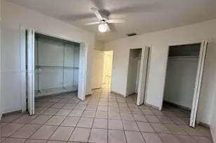 561 W 39th St, Hialeah, FL 33012 - Photo 29