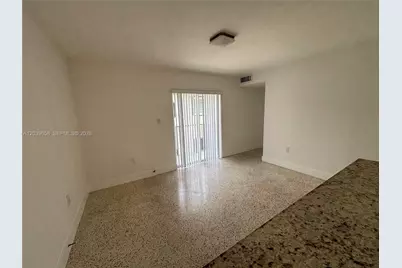 458 E 31st St #4, Hialeah, FL 33013 - Photo 5