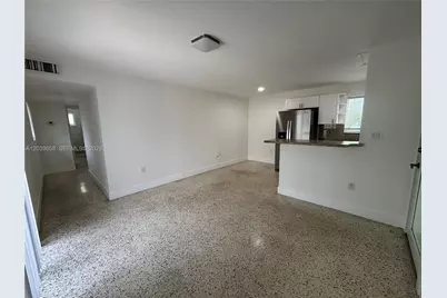 458 E 31st St #4, Hialeah, FL 33013 - Photo 3