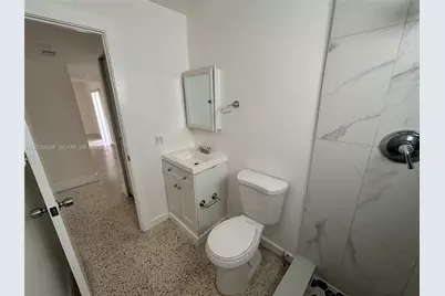458 E 31st St #4, Hialeah, FL 33013 - Photo 13